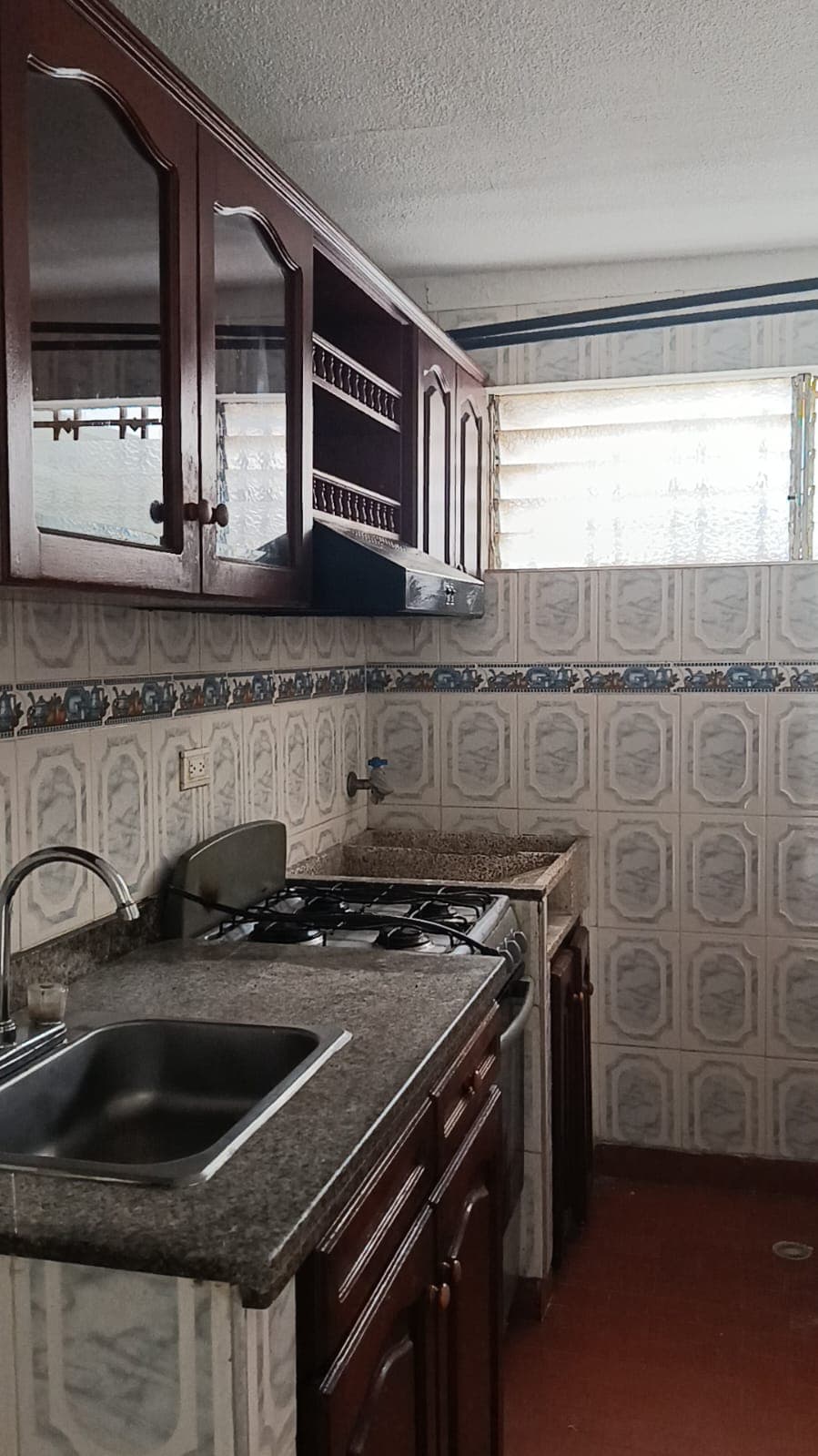 Apartamento Piso 5 en U.R. Lindaraja – El Refugio — foto 4